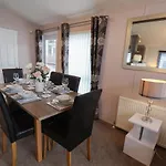 Evergreen Pines Holiday home